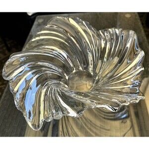 Mikasa Belle Epoque Glass Crystal Swirl Centerpiece Bowl Approx.12in Wide